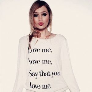 Wildfox Lovefool “Love Me Love Me” Graphic Pullover Sweatshirt Small